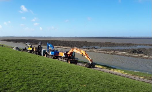 Elzinga voert werkzaamheden uit voor de Klutenplas.