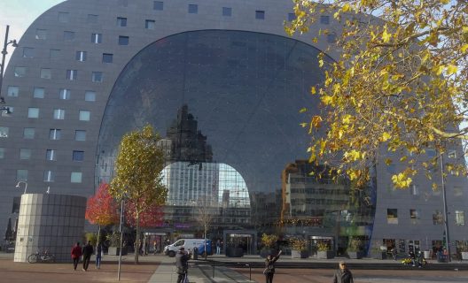 Hijsspecialist.nl voert keuring uit in hartje Rotterdam