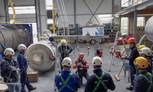 Hijsspecialist.nl neemt deel aan cursus ‘Veilig Werken in Besloten Ruimten’