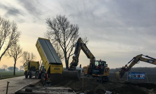 Werkzaamheden Geefsweer in volle gang voor Elzinga Loon- en Grondverzet